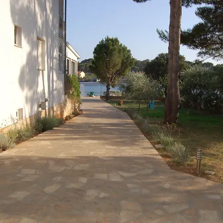 Daire Gorgonia & Verunić