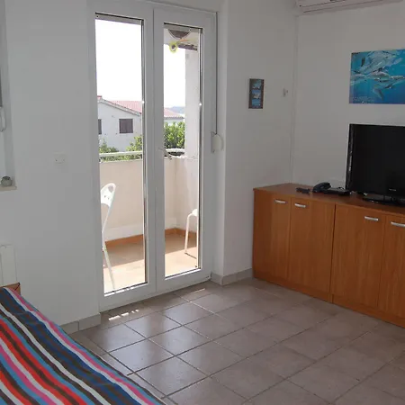 Gorgonia & * Verunić